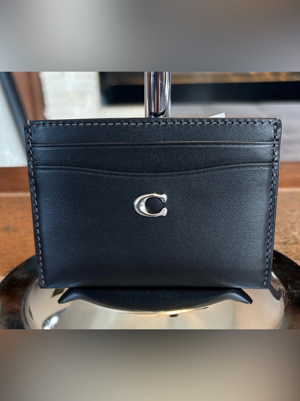 Coach NWT Black Leather Card Case with Signature 'C' Logo - Picture 2 of 5